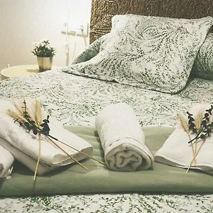 Apartamento La Teja-parking Privado , Carmona (Seville) España